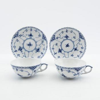 Royal Copenhagen, tea cups with saucers, a pair, porcelain, "Musselmalet", Denmark.