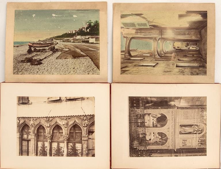 Fotografier 28 st sent 1800-tal Italien.