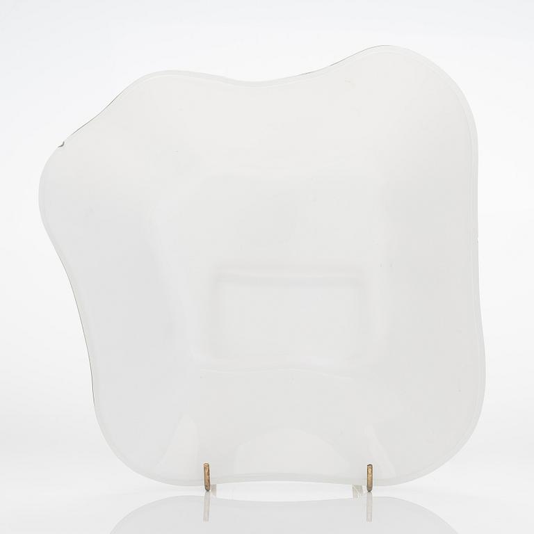 Alvar Aalto, glasskulptur, 2 delar av "Aalto-blomman", signerad Alvar Aalto Iittala. 1950-tal.