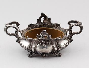 BONBONJÄR, försilvrad metall, 1800-talets andra hälft.
