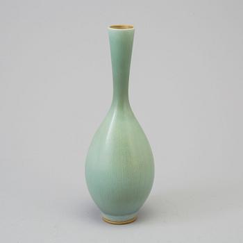 BERNDT FRIBERG, vas, stengods, signerad, Studiohand, Gustavsberg, 1900-talets andra hälft.