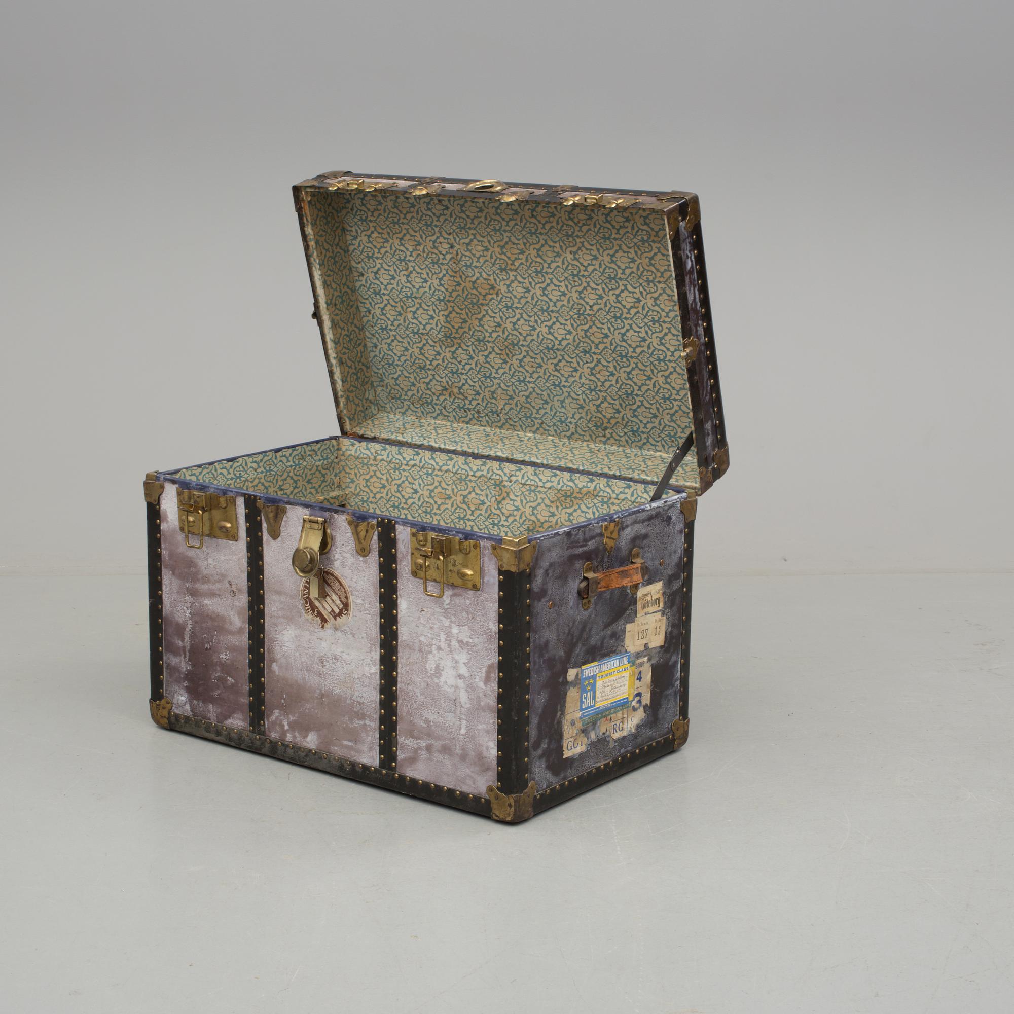 KOFFERT, 1900-talets början.