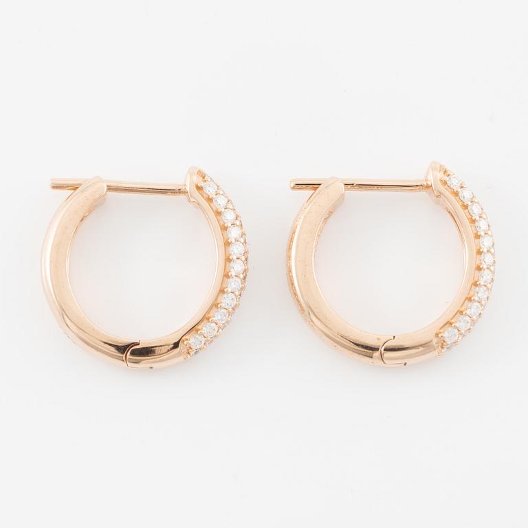 Earrings, hoops, 18K gold with brilliant-cut diamonds.