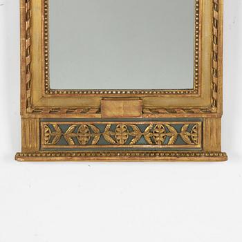 A late Gustavian giltwood mirror, late 18th century.