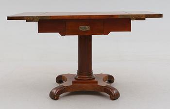 KLAFFBORD, Karl Johan-stil, 1900-talets första hälft.
