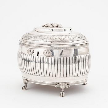 A Swedish silver sugar box, mark of Johan Daniel Blomsterwall, Gothenburg 1829.