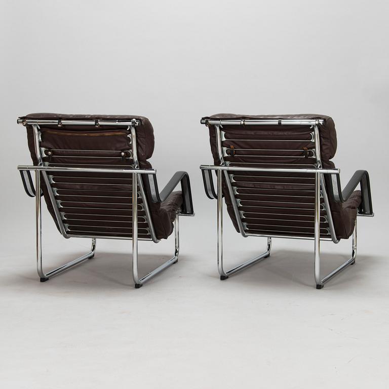 Yrjö Kukkapuro, a pair of 'Remmi' lounge chairs for Haimi, 1970s.