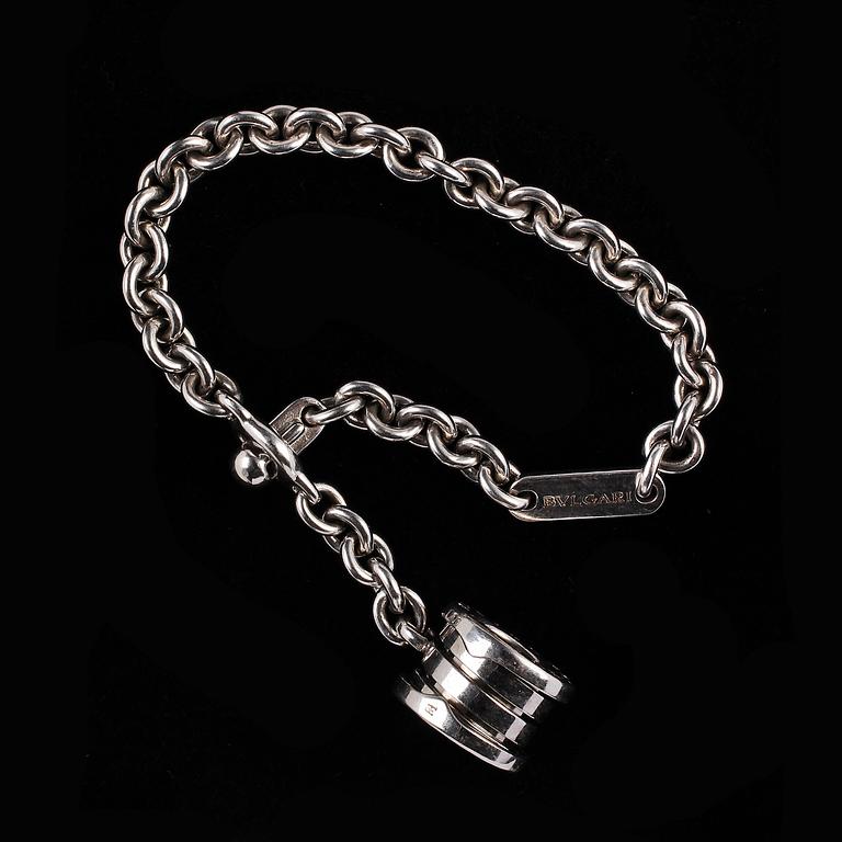 NYCKELRING, sterlingsilver, Bulgari. Vikt 17 g.