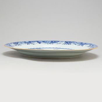 A large blue and white charger, Qing dynasty, Qianlong (1736-95).
