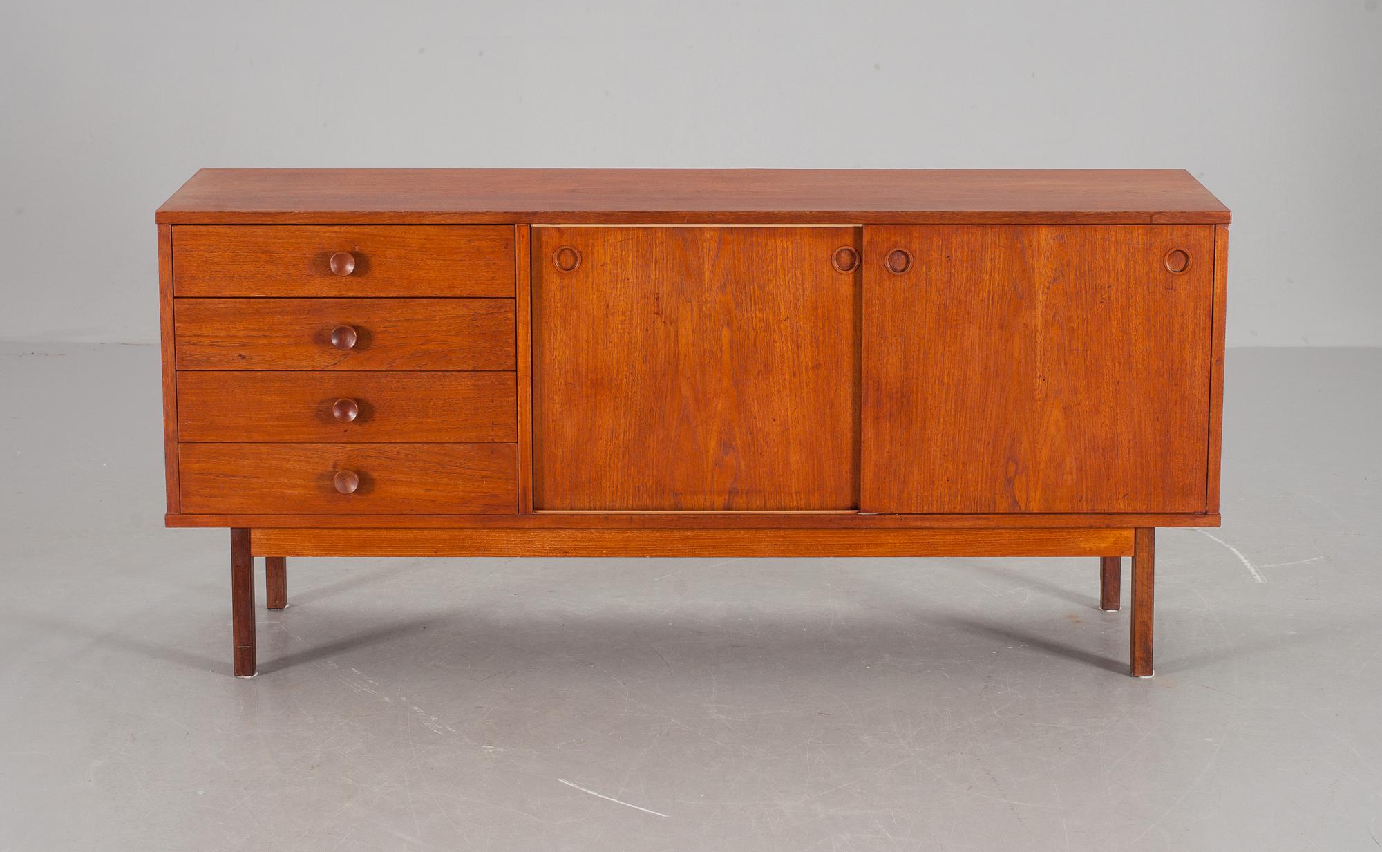 SIDEBOARD, 1960-tal.