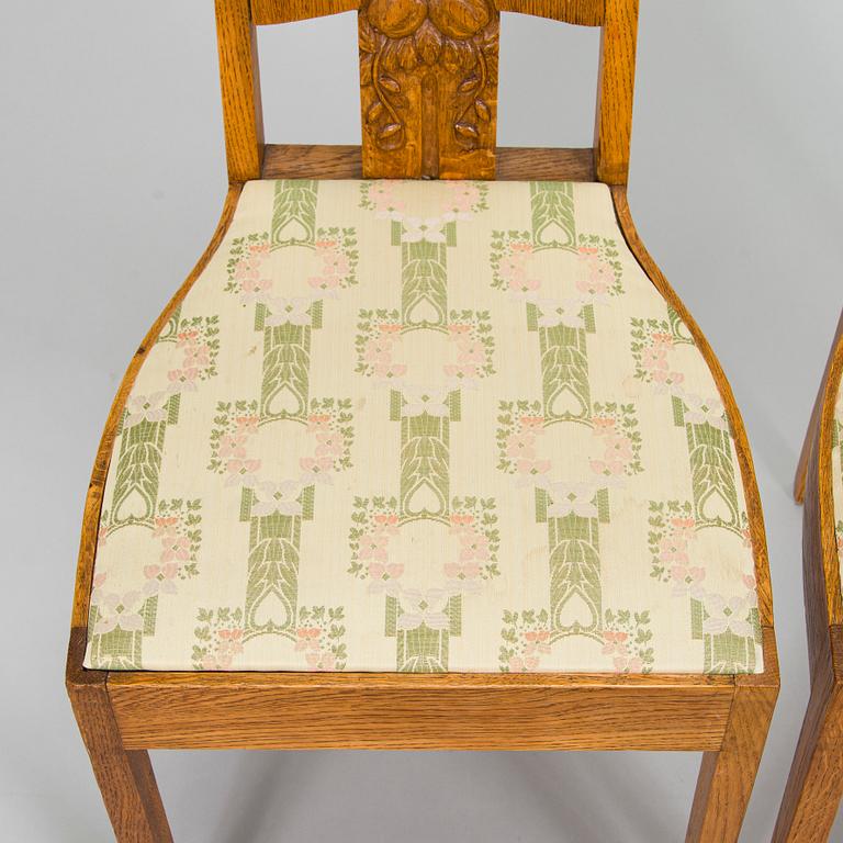 A set of four Jugend style chairs, early 20th century.