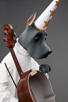 HUND GRAND DANOIS, "Rolf" med cello, NK 2013, JoAnn Tan Studio.