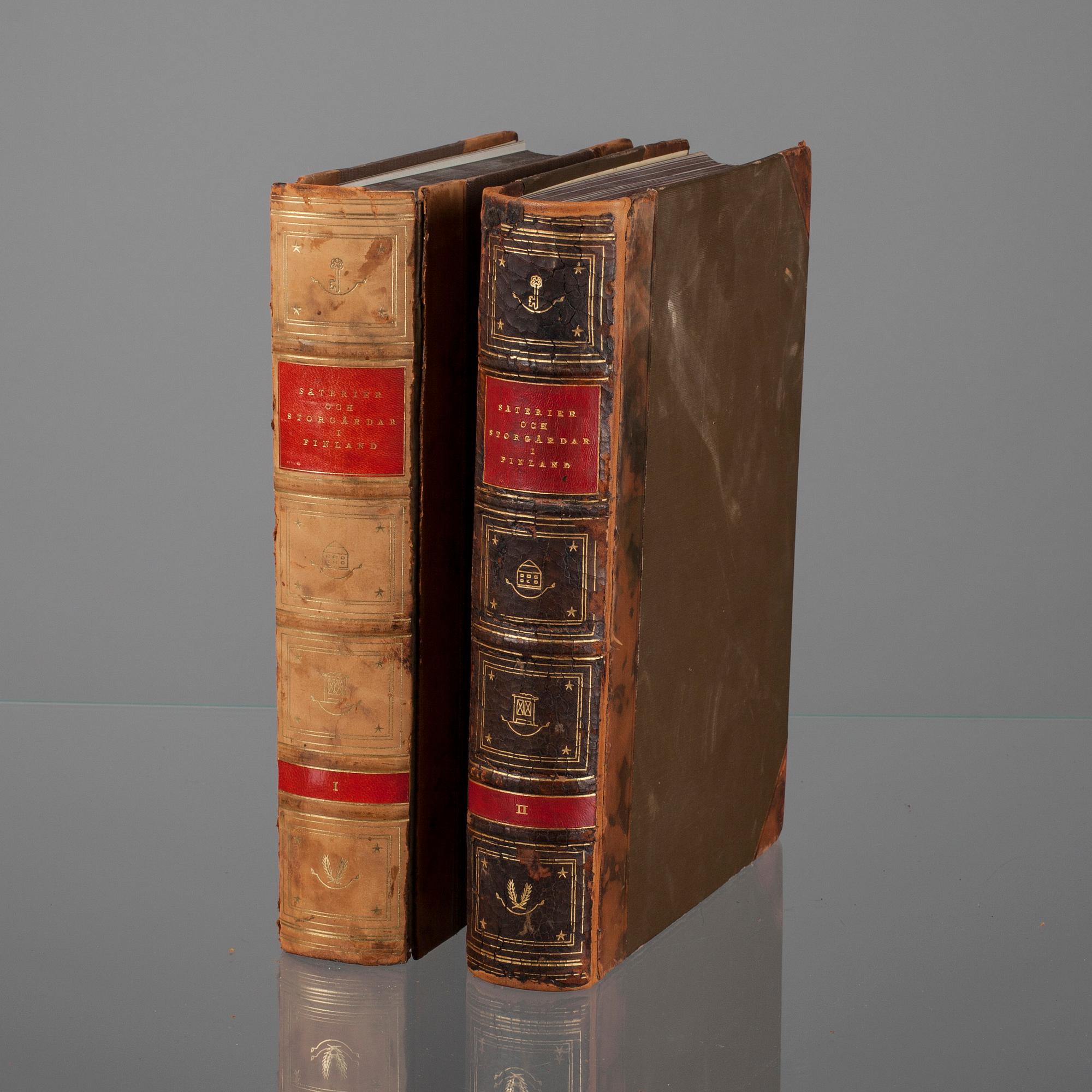 BOKVERK, vol. I och II "Säterier och Storgårdar i Finland" av Gabriel Nikander och Eino Jutikkala.