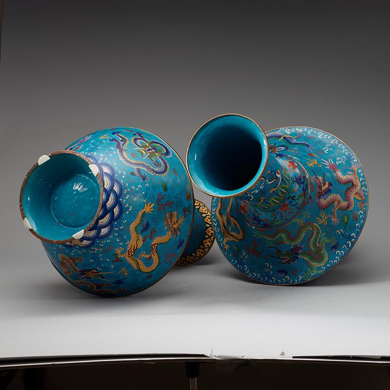 A pair of cloisonné vases, presumably Republic (1912-49).