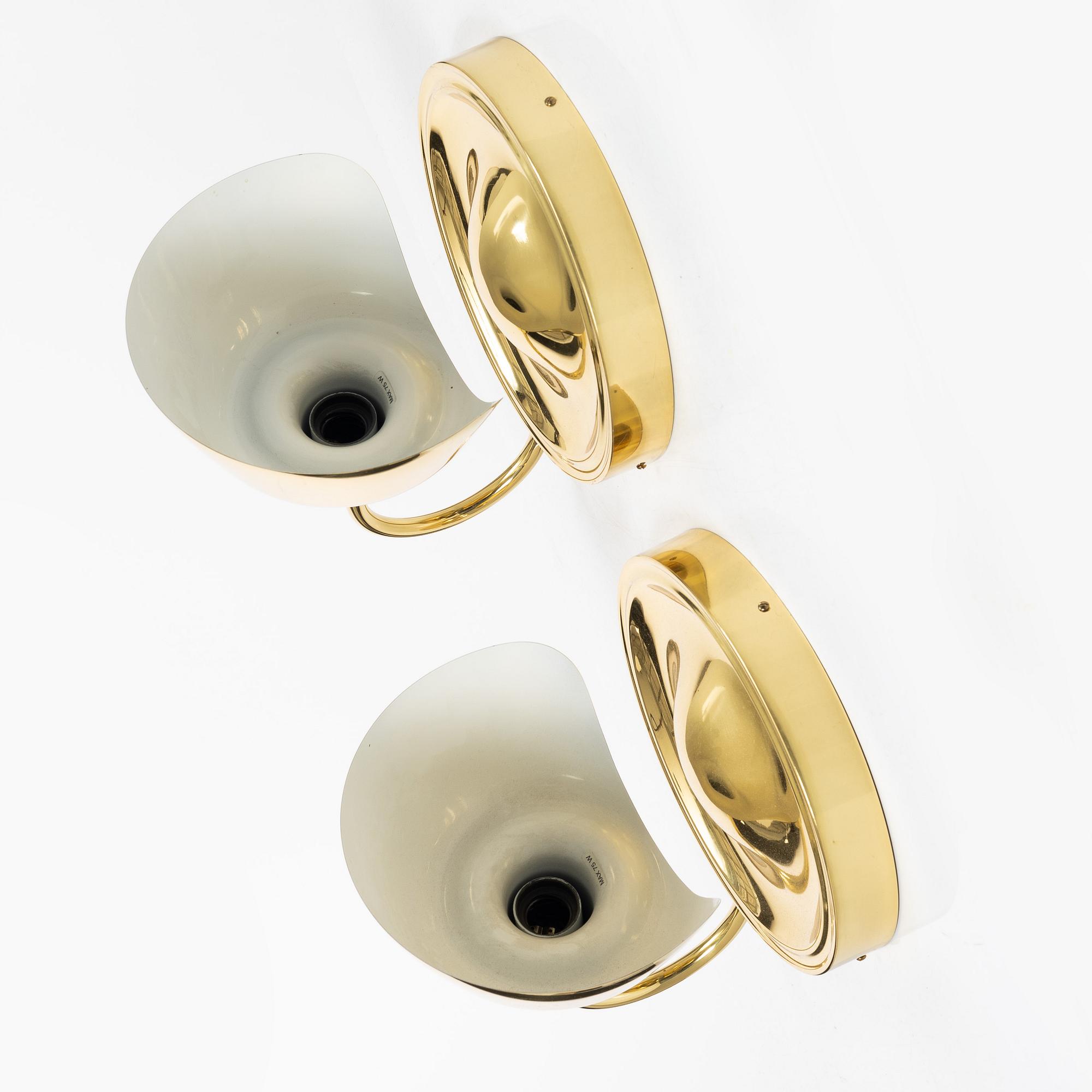 Josef Frank, Wall lamps, a pair, model 2389, Svenskt Tenn.