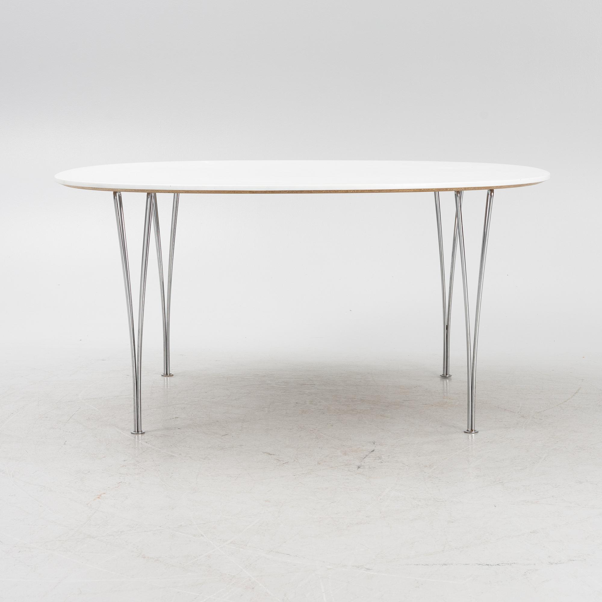 Bruno Mathsson & Piet Hein, matbord, "Supercirkel", Fritz Hansen, Danmark 1996.