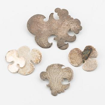 PA Lundahl-Terrs, two brooches and a cufflink, silver, Växjö among others 1967.