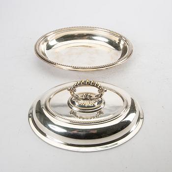 Karotter med lock samt burk med lock NS England 1900-tal.