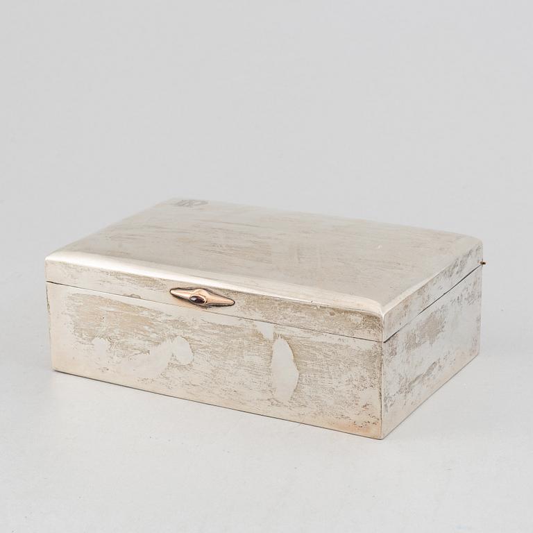 A silver box by Karl Anderson, Stockholm, 1916.
