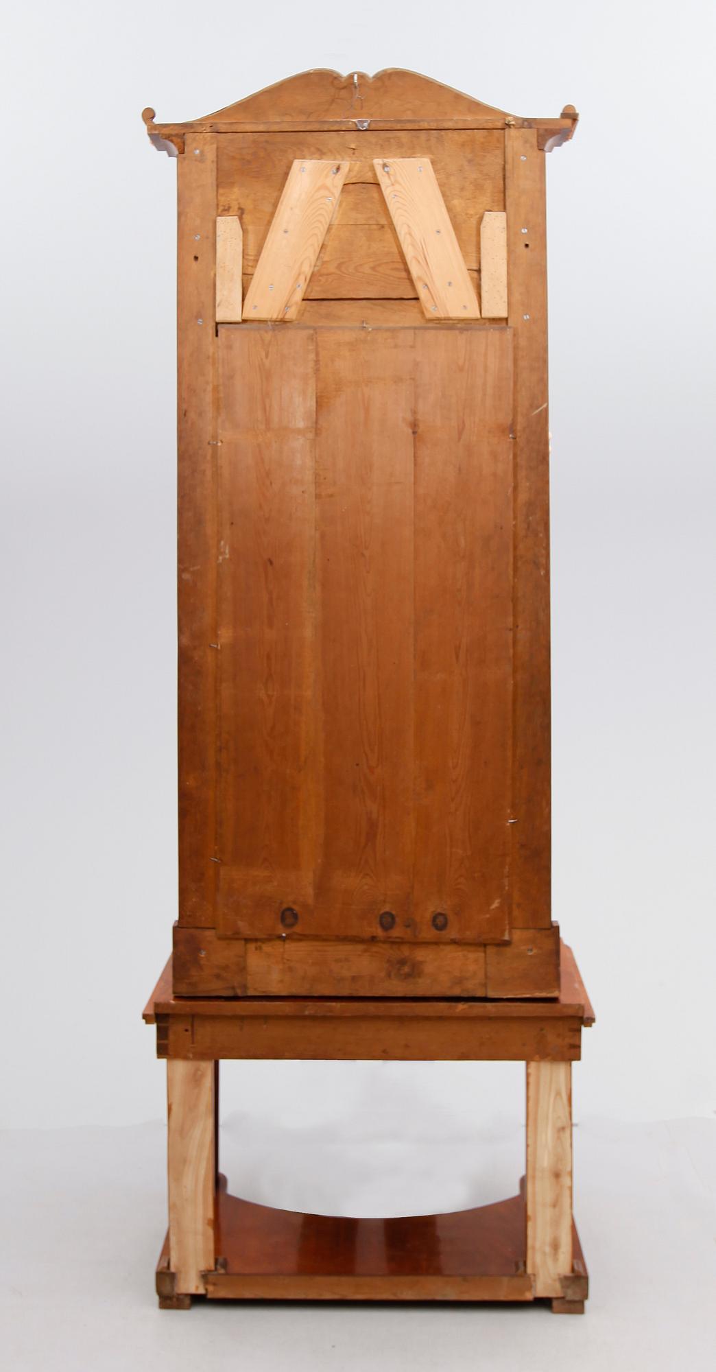 SPEGEL MED KONSOLBORD, Karl Johan, 1800-talets mitt.