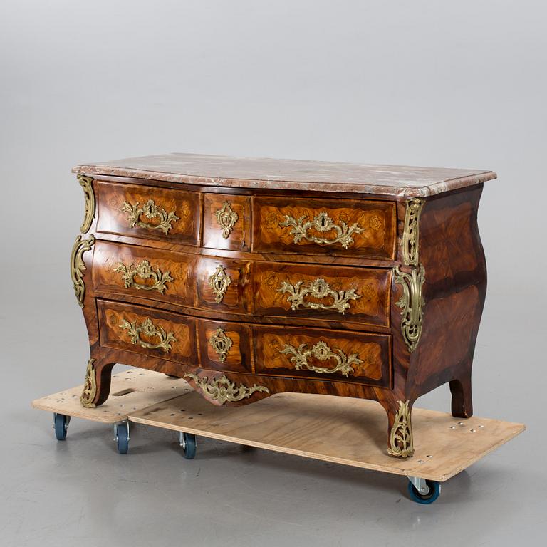 A Louis XV 18th century commode by Jean Lapie, master in Paris 1762.