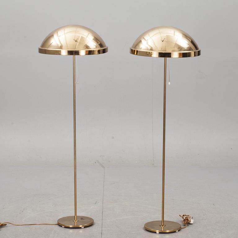 GOLVLAMPOR, ett par, Bergboms.