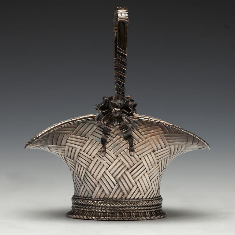 KONFEKTSKÅL, silver, Mellerio dits Meller, Paris 1900-tal. Vikt 286,7 g.