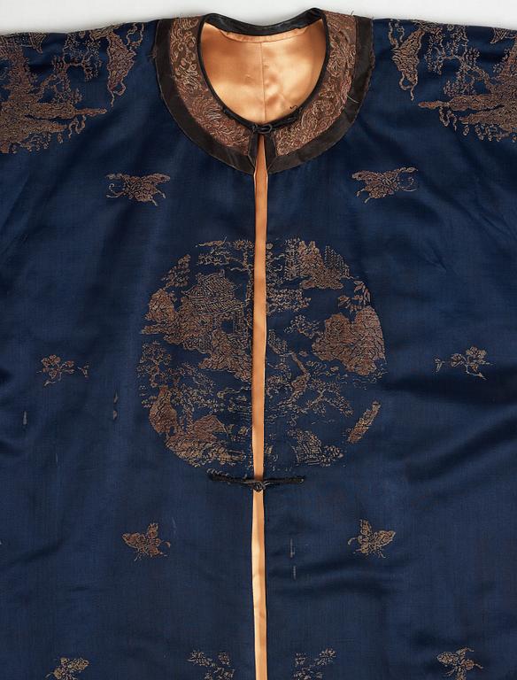 A silk robe, Qing dynasty, circa 1900.