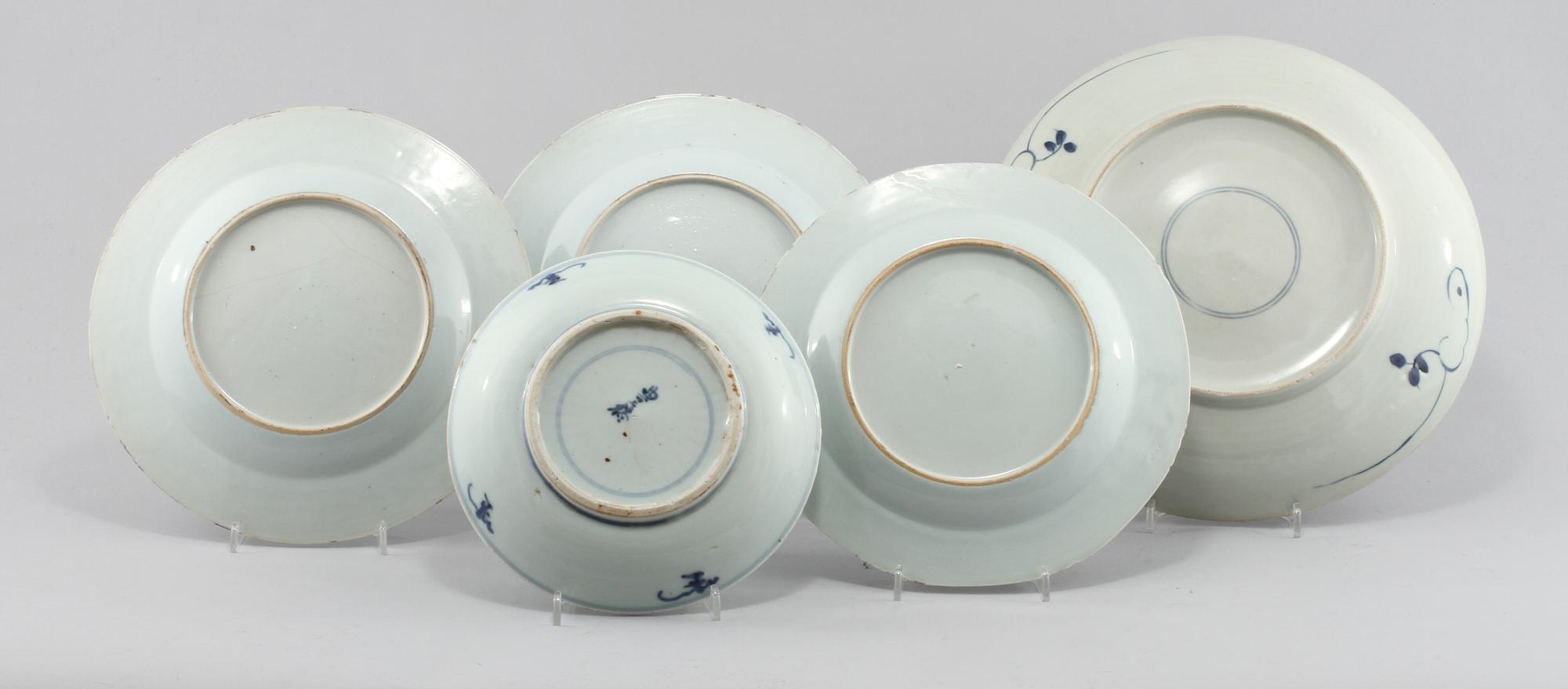 FAT samt TALLRIKAR, 3 st, samt SKÅL, porslin, Kina, 1700/1800-tal.