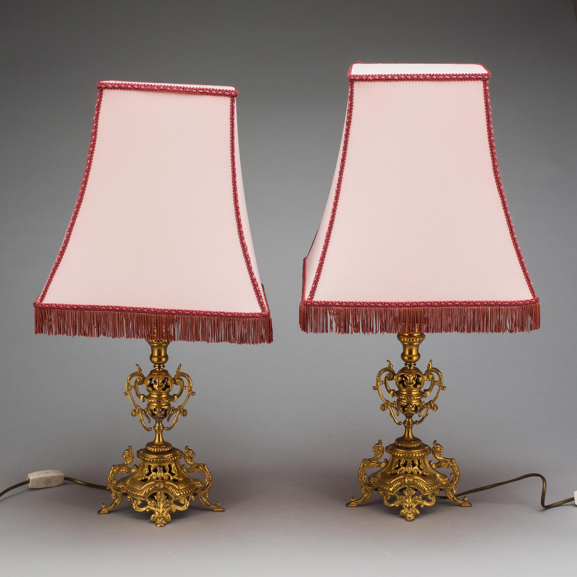 BORDSLAMPOR, ett par, 1900-tal.