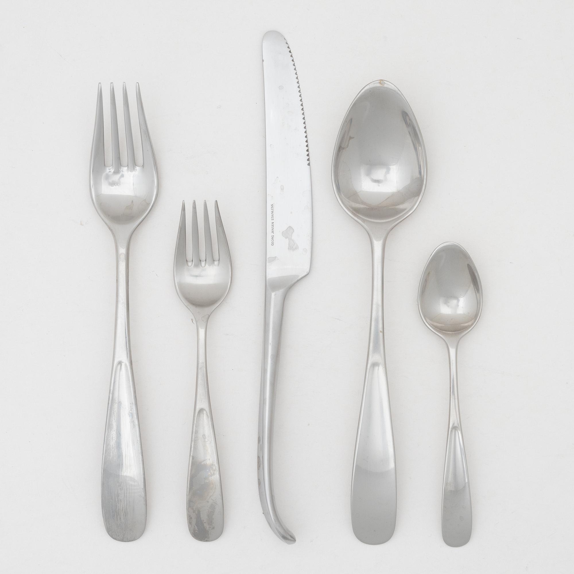 Vivianna Torun Bülow-Hübe, Cutlery service 'Vivianna', 30 pieces, Georg Jensen, Denmark.
