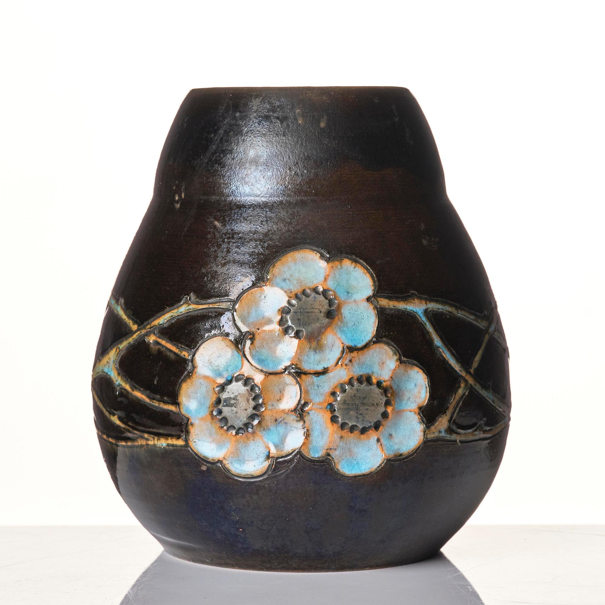 Hilma Persson-Hjelm, a glazed earthenware art nouveau vase, executed in her own studio, Arvika 1918. No 5196.