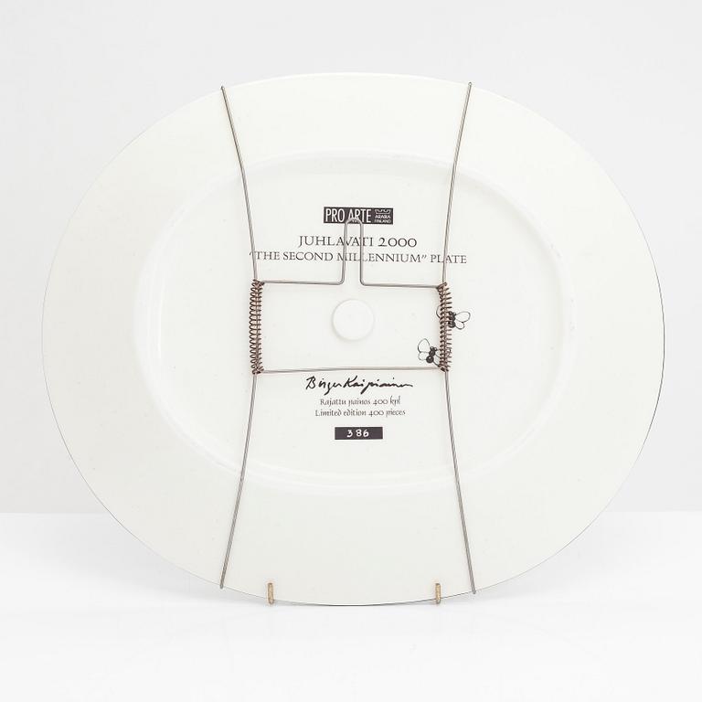 Birger Kaipiainen, fat, "Jubileumsfat 2000", 386/400. Pro Arte, Arabia.