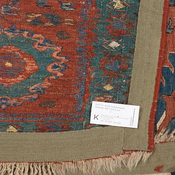 CARPET. Antique East Caucasian Soumak. 185 x 148,5 cm.