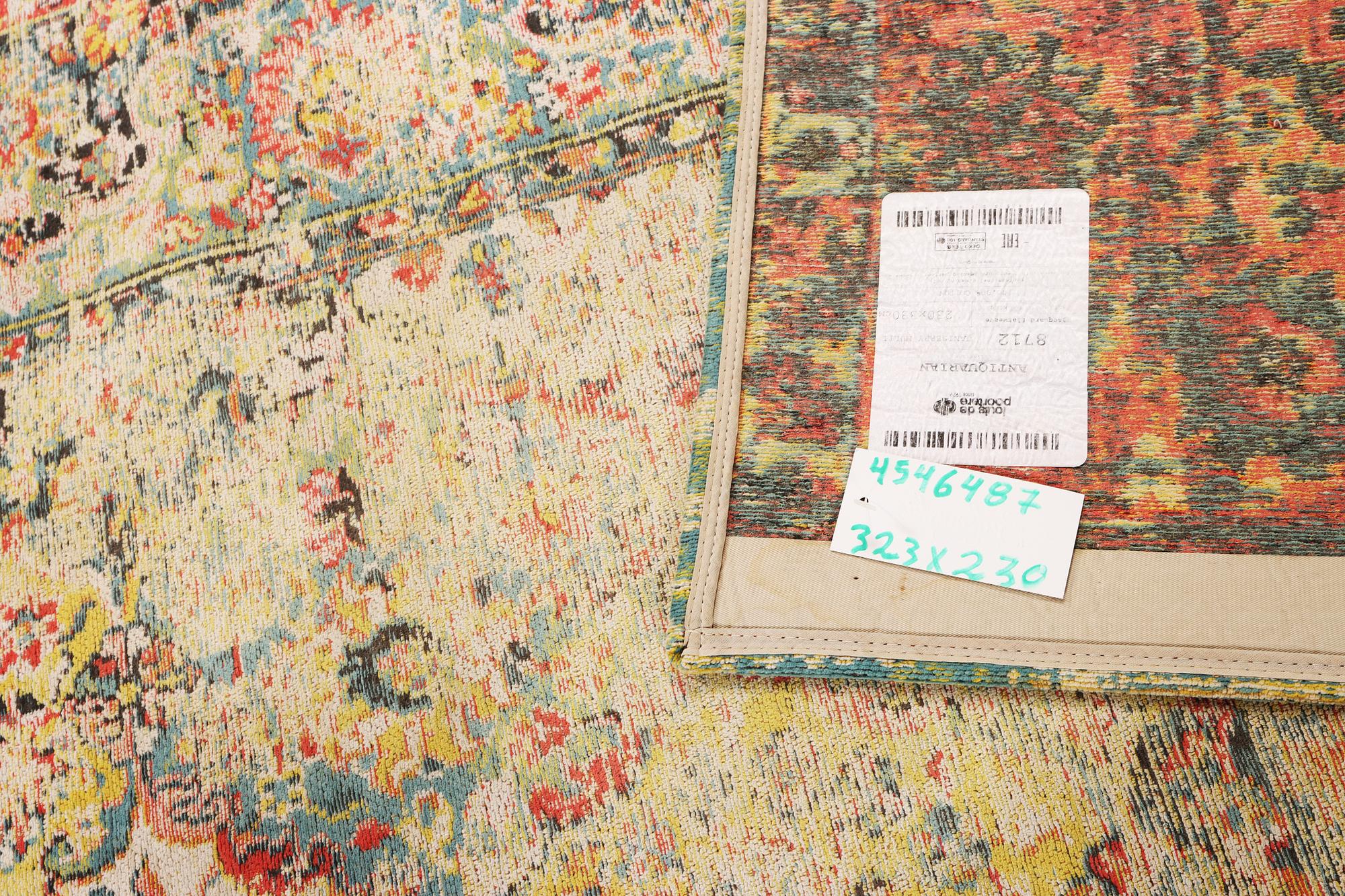 A Bakhtiari design carpet, a. 323 x 230 cm.