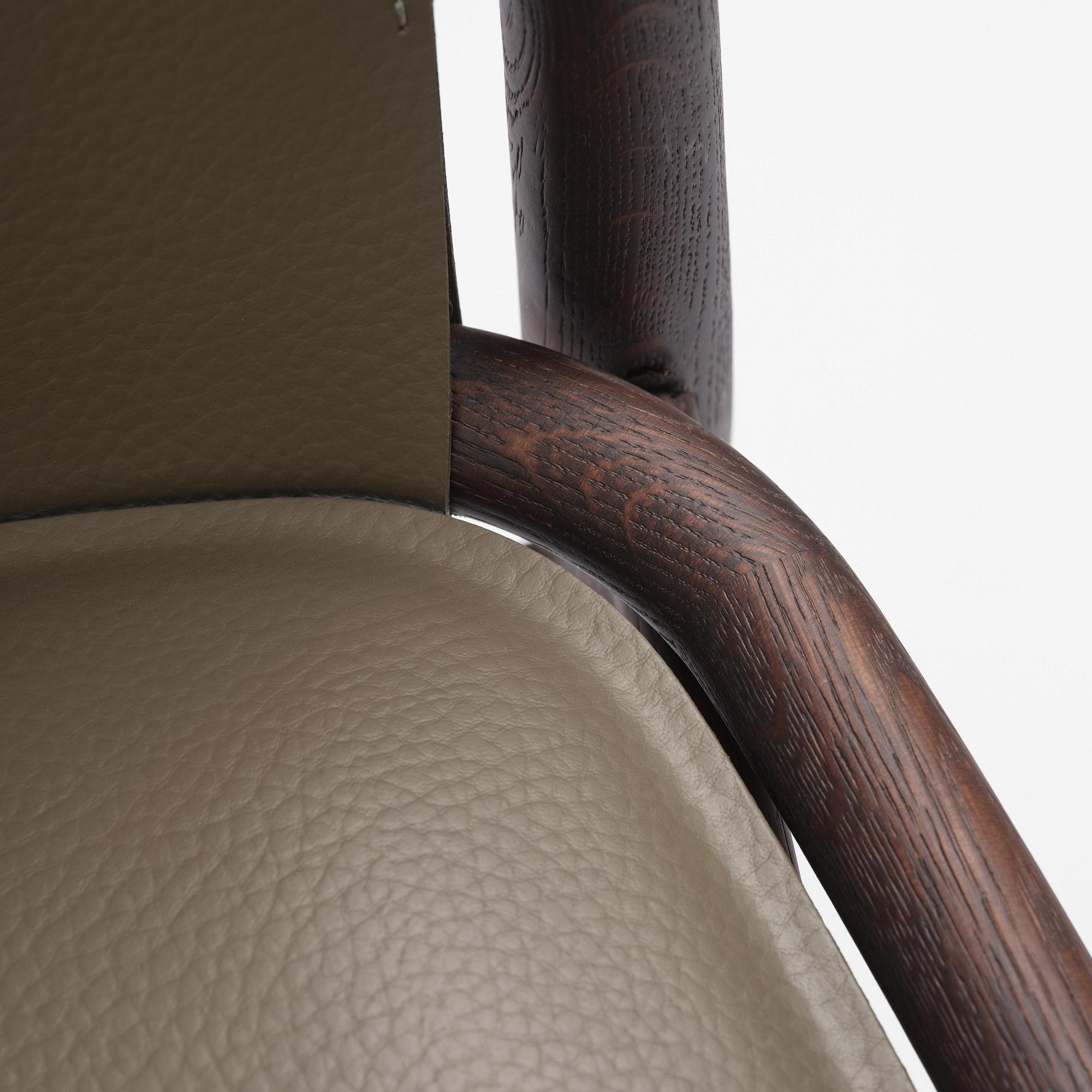 Antonio Citterio, stolar, åtta stycken, "Jens", B&B Italia, Italien, efter 2017.