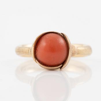 Charlotte Lynggaard, Ole Lynggaard, ring, "Lotus", 18K gold with coral.