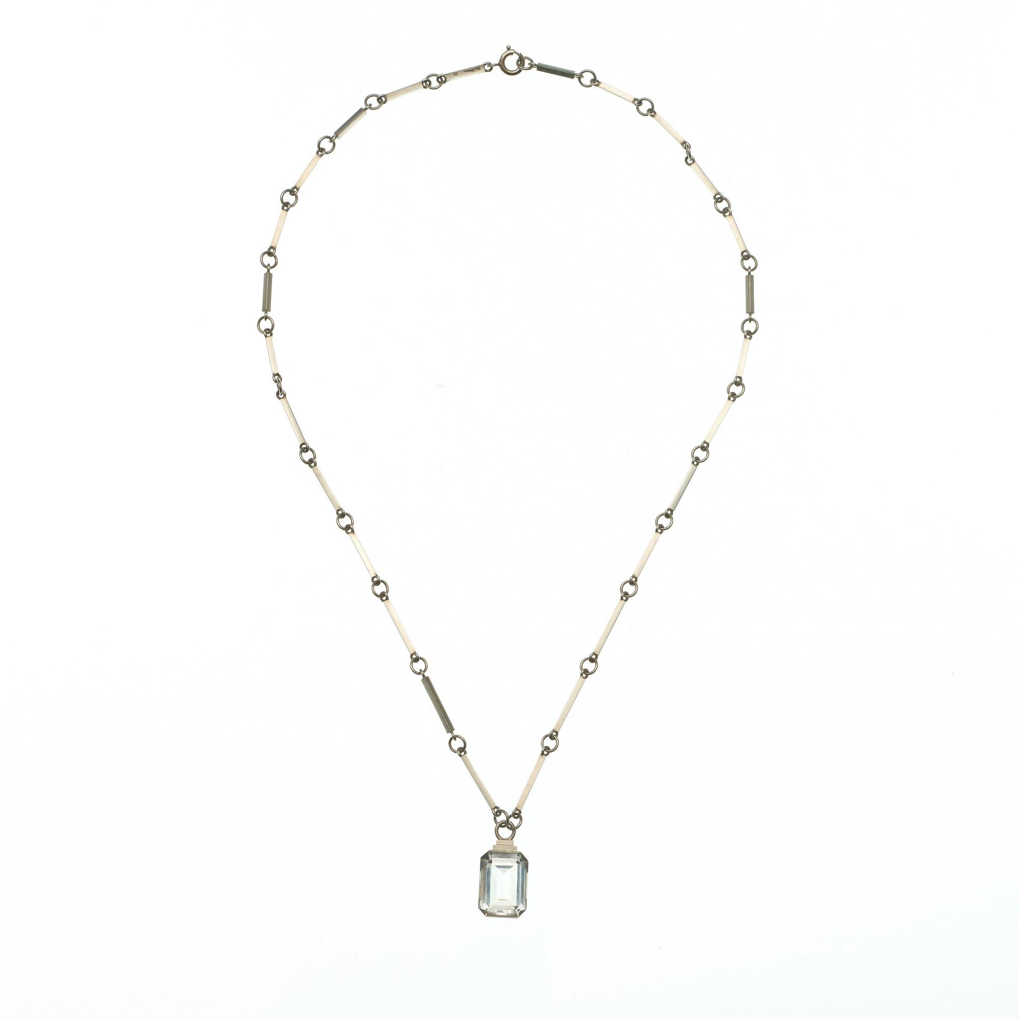 A Wiwen Nilsson sterling and rock crystal pendant and chain, Lund 1938.