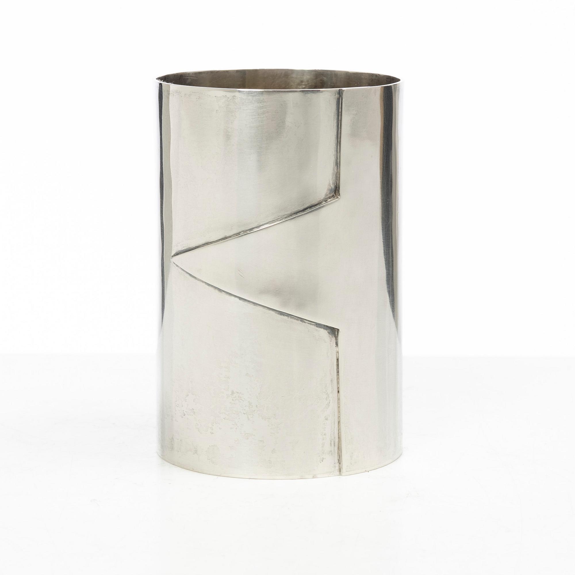 W.A. Bolin, vas, sterling silver, design Barbro Littmarck, Stockholm 1971.