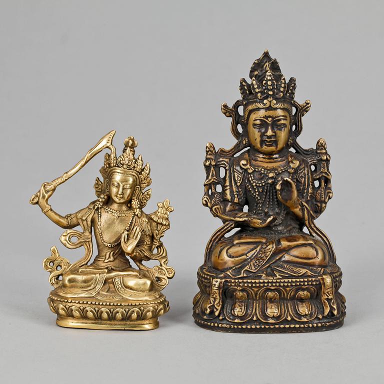 SKULPTURER, två st, mässing, 1900-tal.