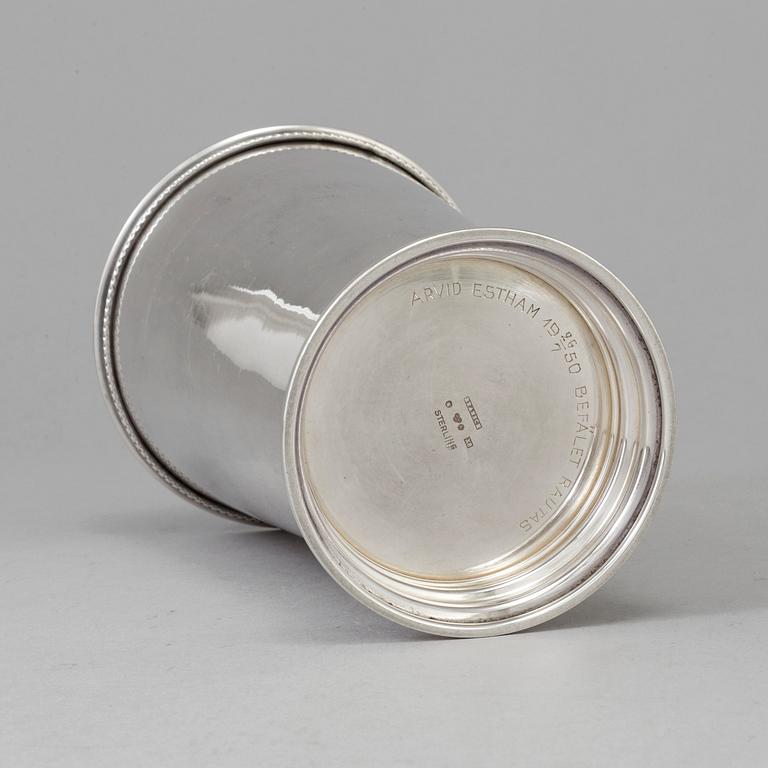 A silver vase by Bransch, Stockholm 1948. Weight ca 293 grams.