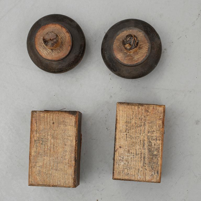 BOKSKÅP, nyrenässans, 1800-talets andra hälft.