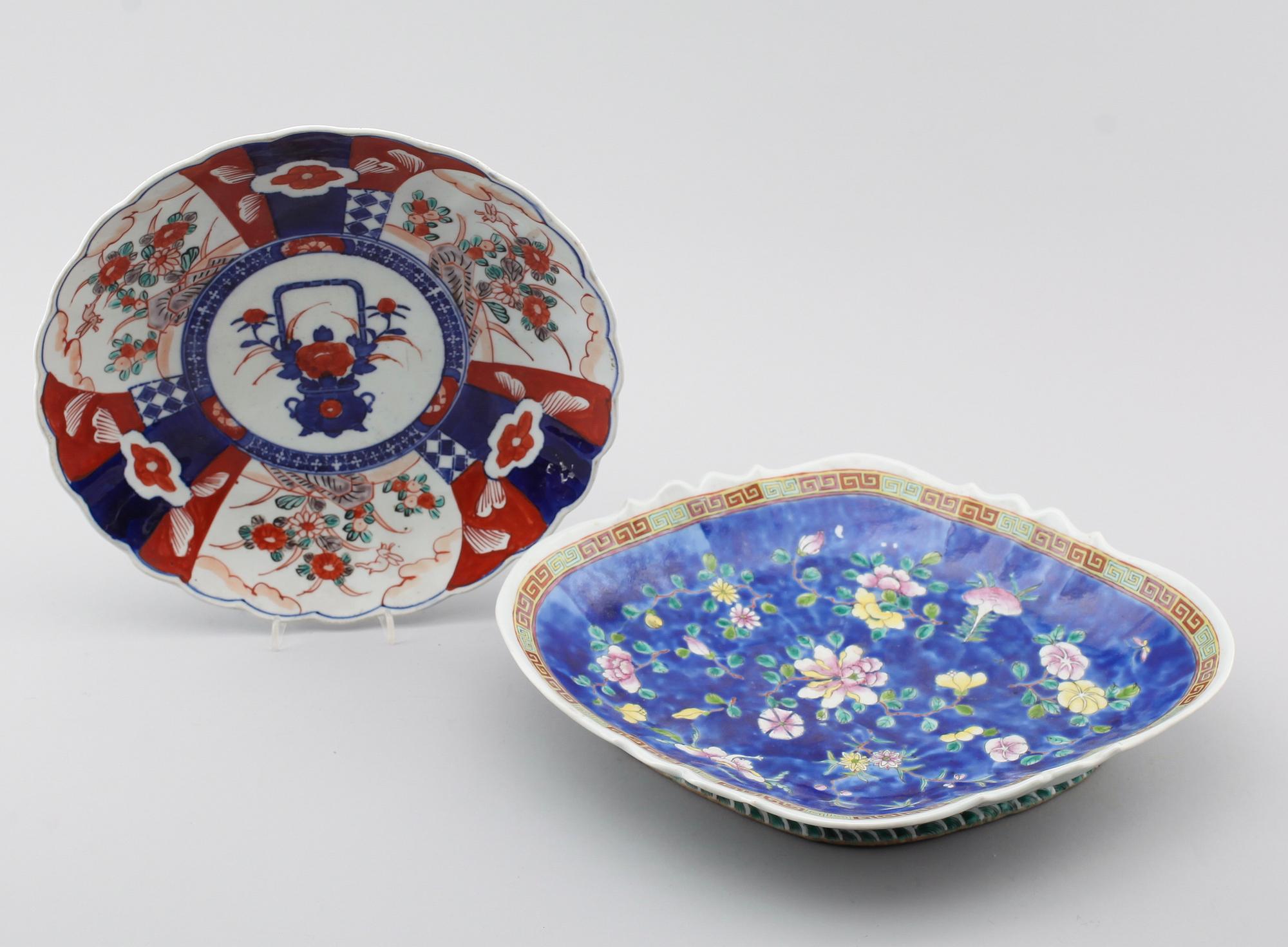 SKÅL SAMT FAT, porslin, Kina samt Japan, 1900-tal.