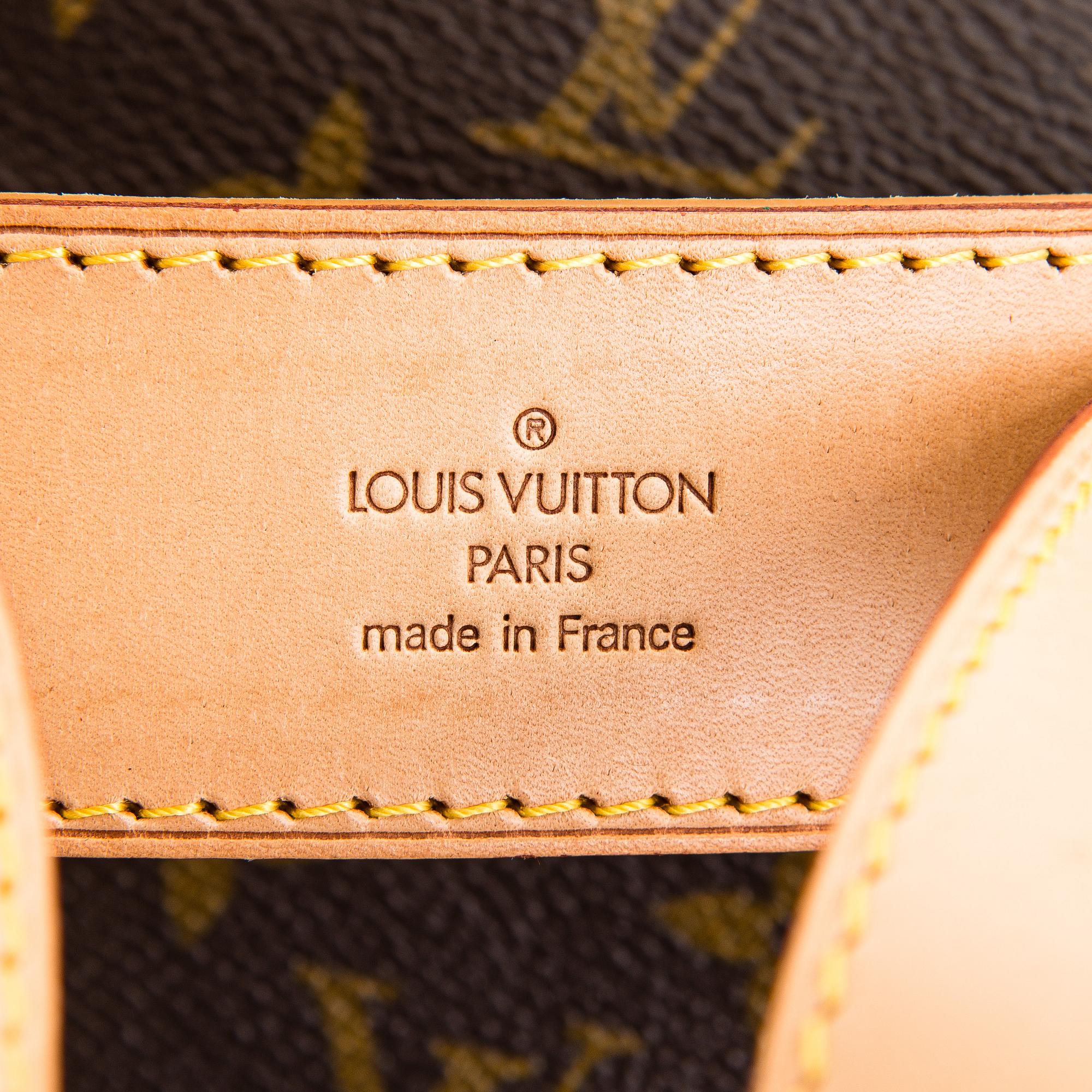 Louis Vuitton, a Monogram Canvas 'Keepall 55 bandoulière' bag.