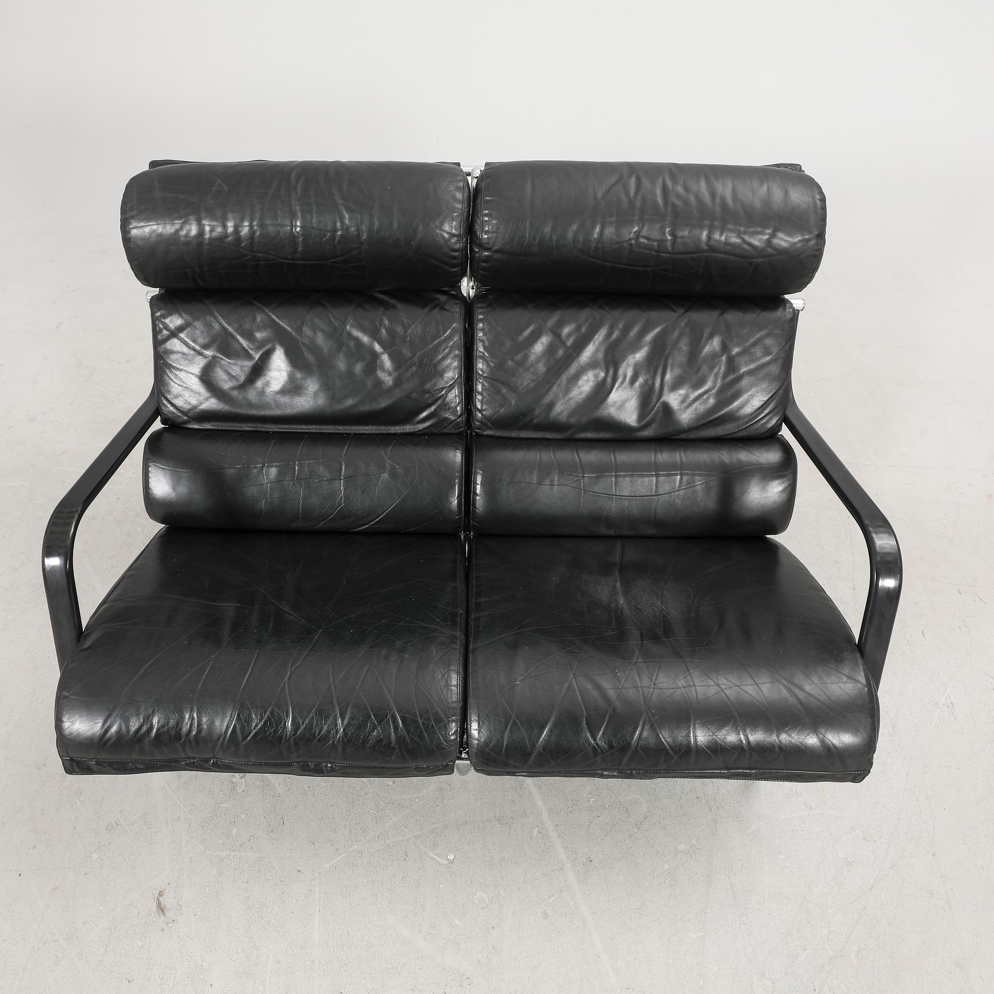 Yrjö Kukkapuro, sofa, "Remmi", Haimi 1970s.