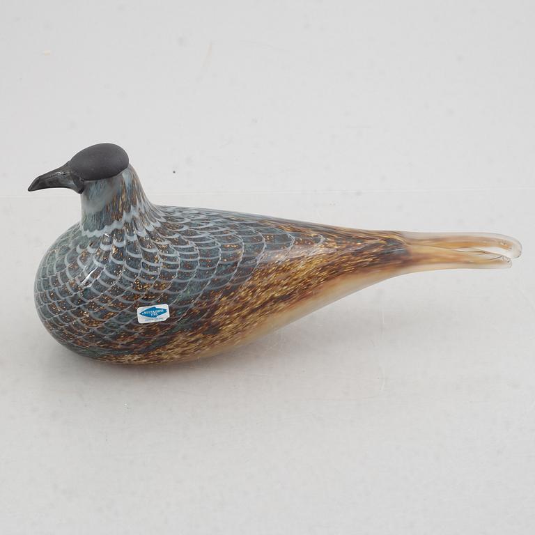 Oiva Toikka, a 'Kihu' glass bird, Nuutajärvi, Finland.