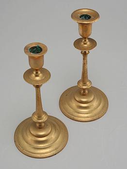 LJUSSTAKAR, ett par, mässing, Westerås Metallfabrik, 1800-talets andra hälft.