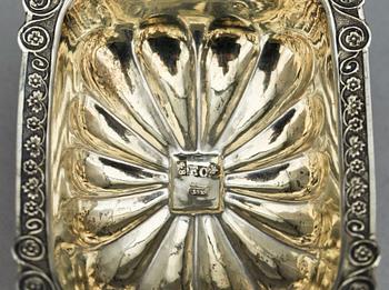 SALTKAR, 2+1, bland annat S:t Petersburg, Ryssland 1800-talets första hälft/mitt. Vikt 74g.