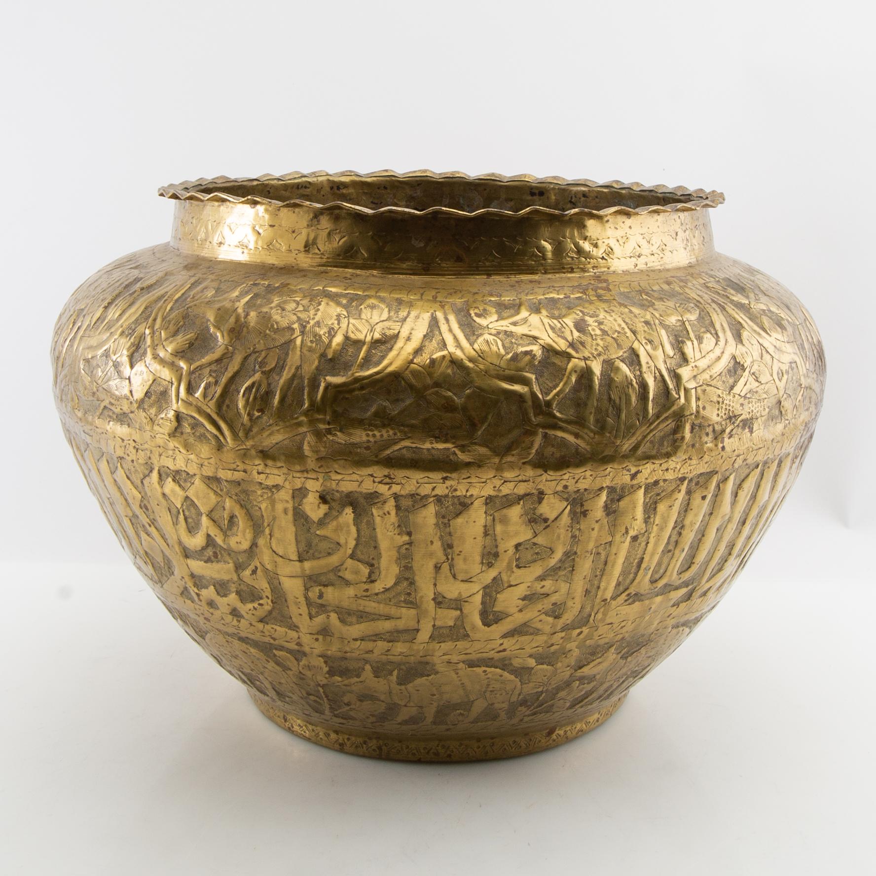 Outer casings 3 pieces in Egyptian Revival style 20th century brass.