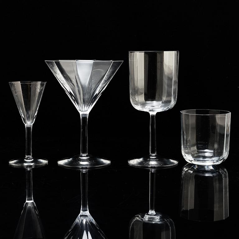 BERYL VALLIEN, a 35-piece 'Oktav' glass service, Kosta Boda.